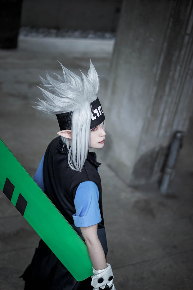 华体会网页版登录入口-异界少女召唤术，竟然被圣光骑士入侵了，难道要看网盘